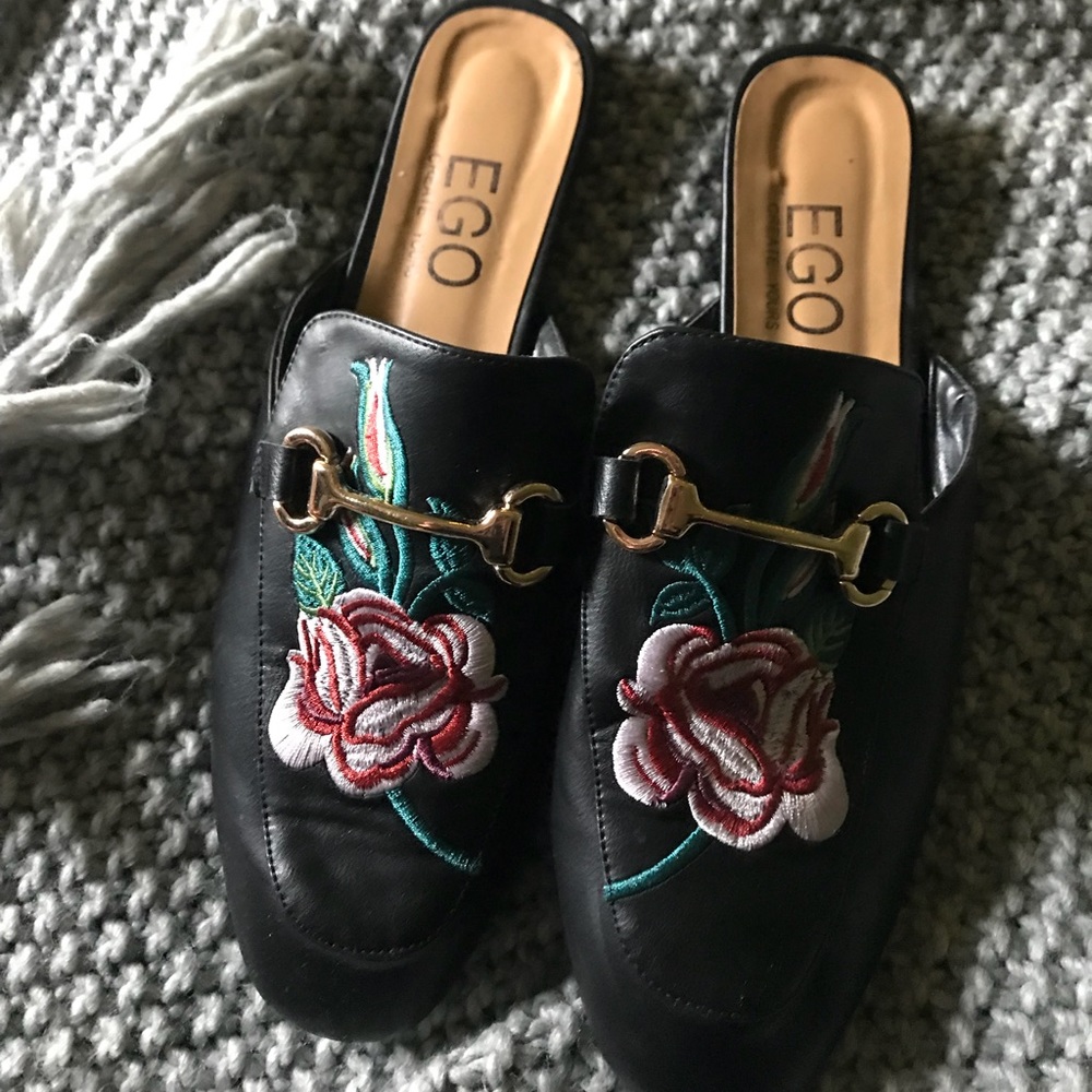 EGO Embroidered Slip on Loafer UK 9